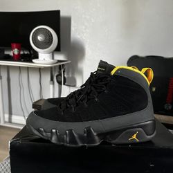 Jordan Retro 9 Size 9