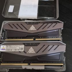 Fury DDR 16 GB memory cards.