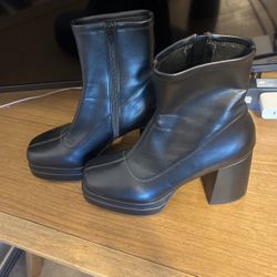 Black chunky heel boots