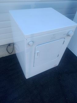 Whirlpool 24 inch wide small capacity electric dryer good working