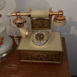 Vintage Deco-Tel Rotary Style Telephone
