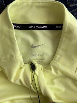 Brand New Men’s Nike Long Sleeve Shirt