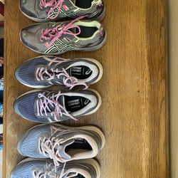 Women’s Running Shoes 