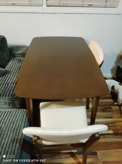 Brand New 5 Piece Dining Set