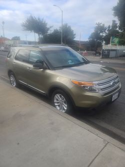 2012 Ford Explorer
