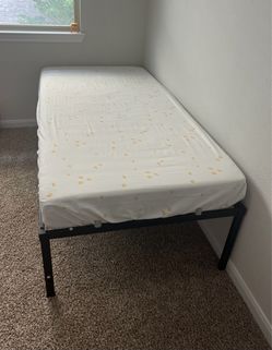 🔥 Twin Bed Frame + Mattress | Moving Sale