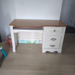Kids Table Free
