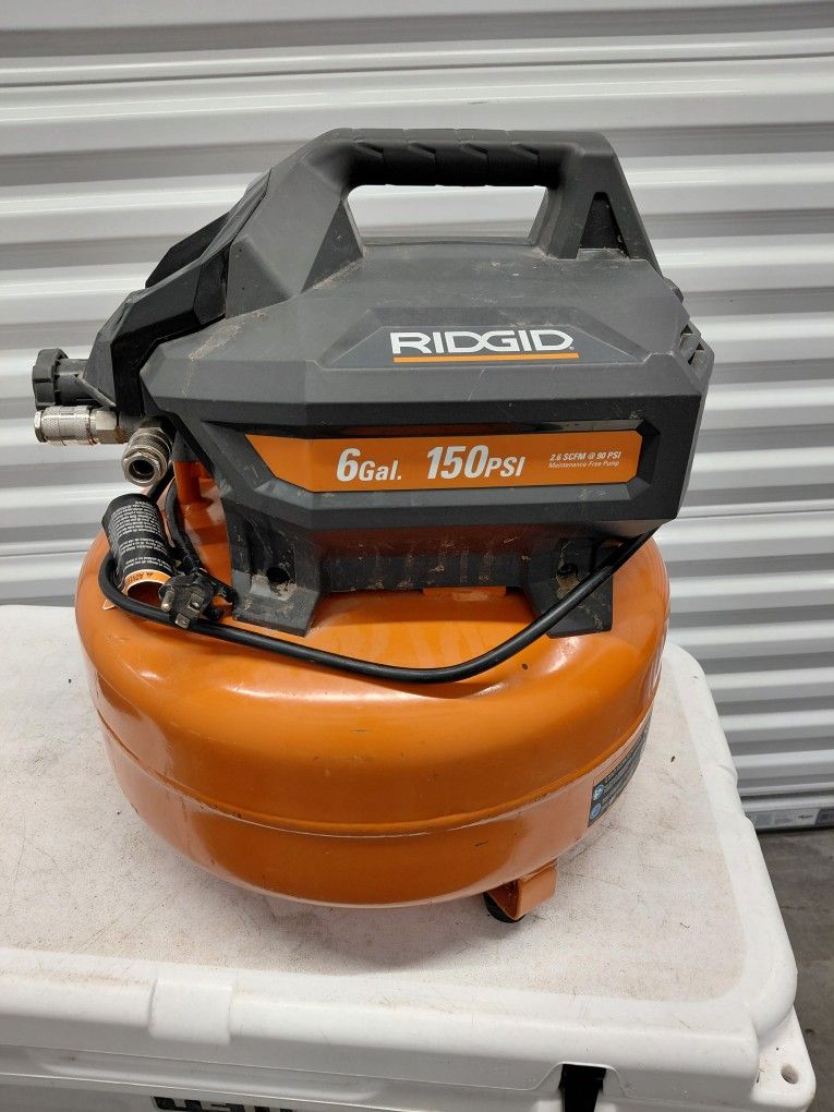 Ridgid 6 Gallon Pancake Compressor