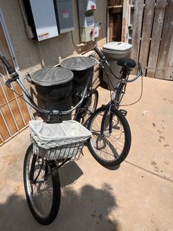 Matching Pair Schwinn Jaguar 7-Speed Beach Cruisers (Men's & Women's)