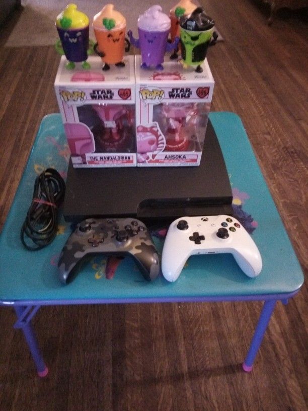 Playstation 3 And Xbox One Joysticks