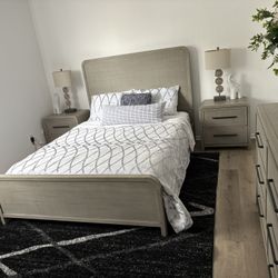 Brand New! Bedroom Set! 