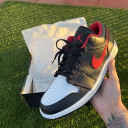 Jordan 1 Low White Toe
