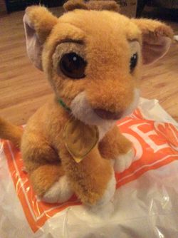 Vintage 1990 lion king Simba push tummy and makes noise 9” tall