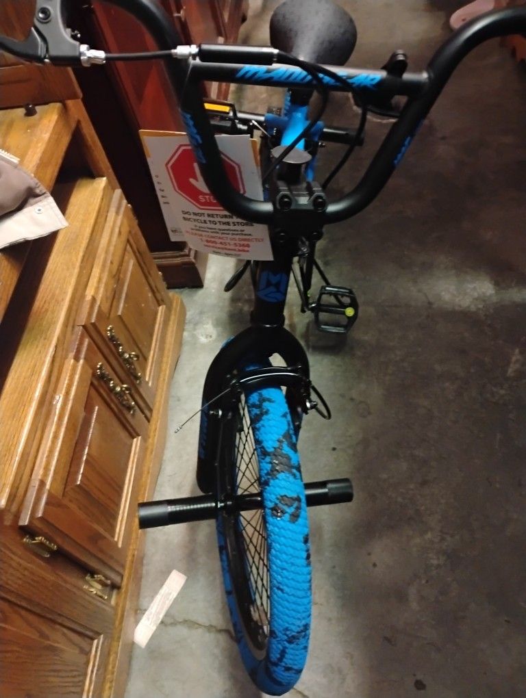 20 Inch Kent Maddgear Bicycle