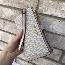 Nwt! Michael Kors Wallet 