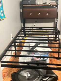 Black Metal Platform Bed Frame with Headboard Shelf  and mattress twin XL