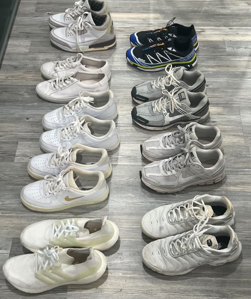 Sneaker Used Must Go Size 10