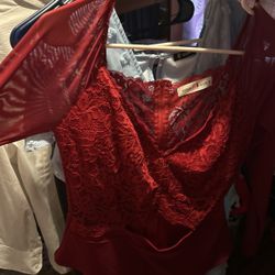 maroon,red body suit 