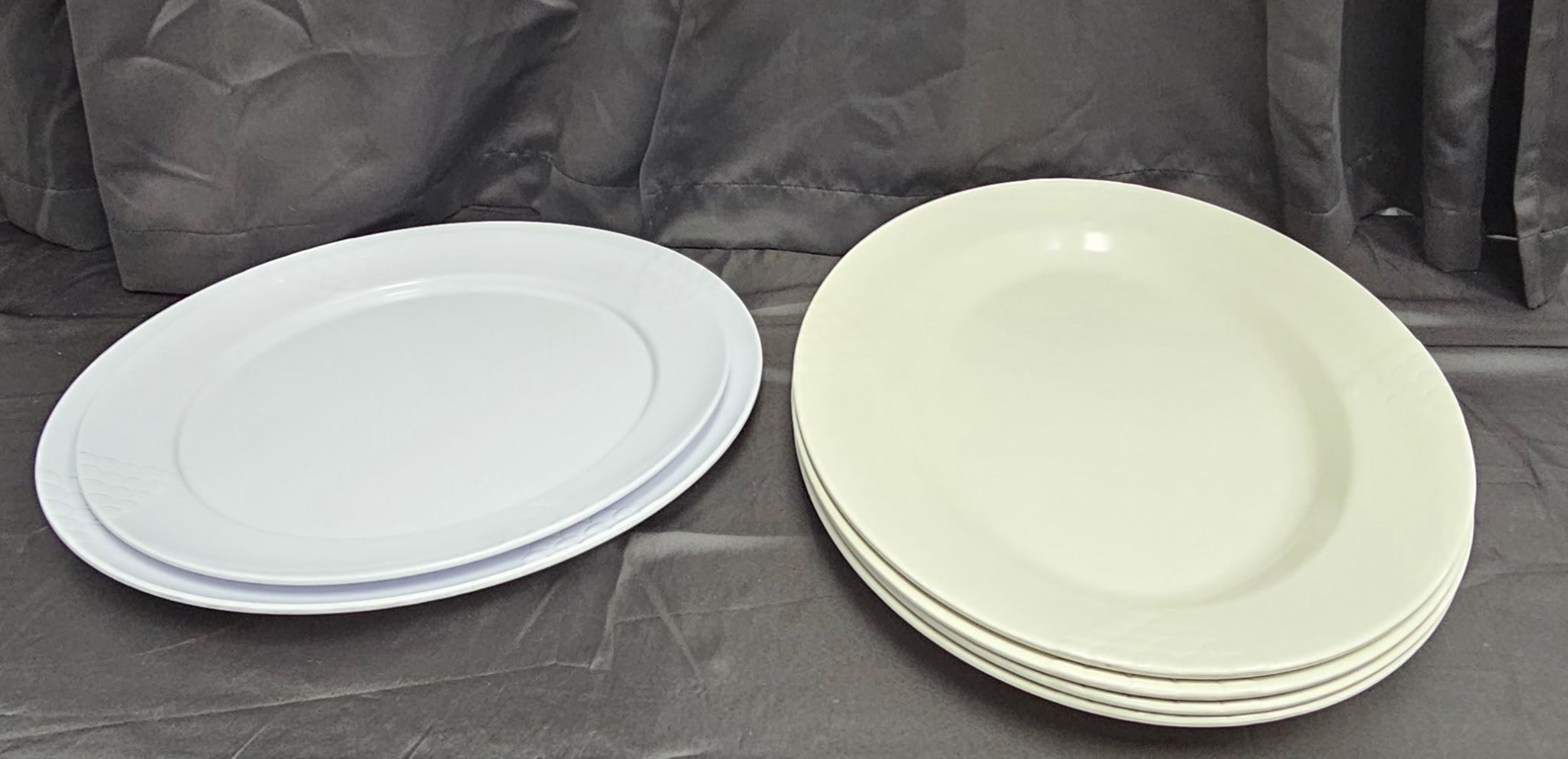 Set of 6 Large Serving Platters – Beige & White Catering Trays