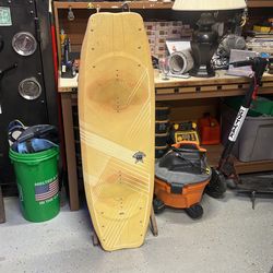 CWB Kink Wakeboard 