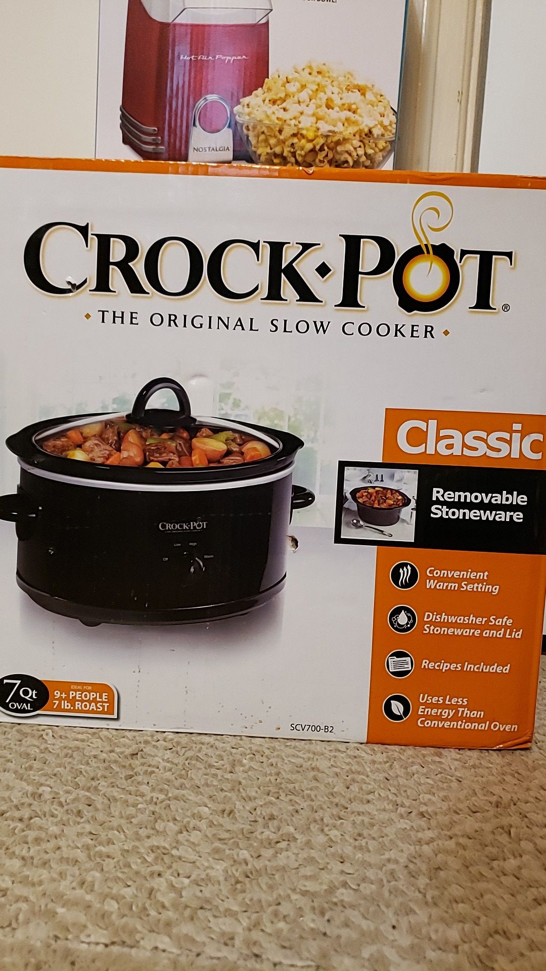 Crock-Pot brand 7 quart oval crock pot