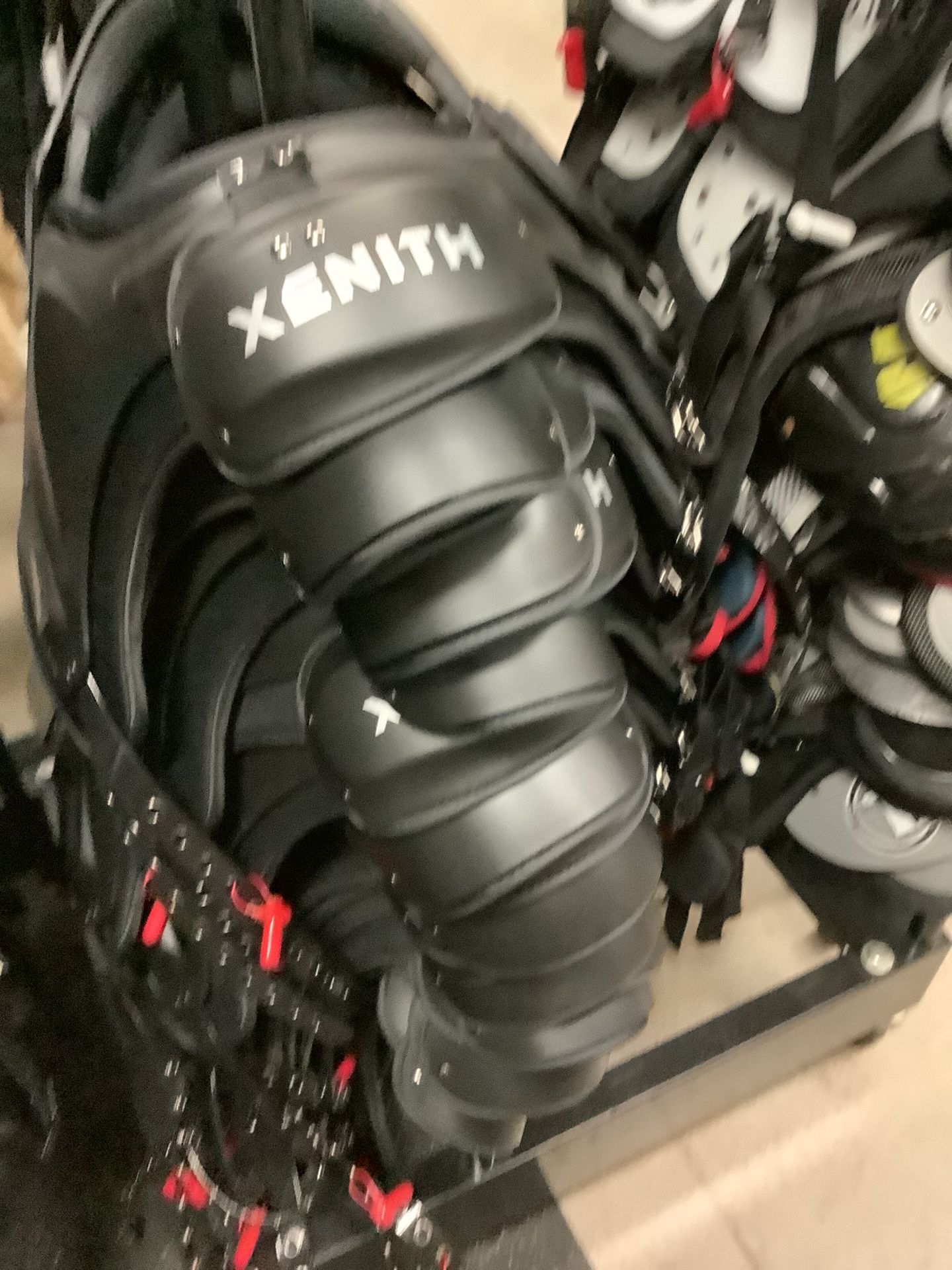 NEW XENITH SHOULDER PADS SIZES YOUTH VARSITY (PRICES VARY BETWEEN