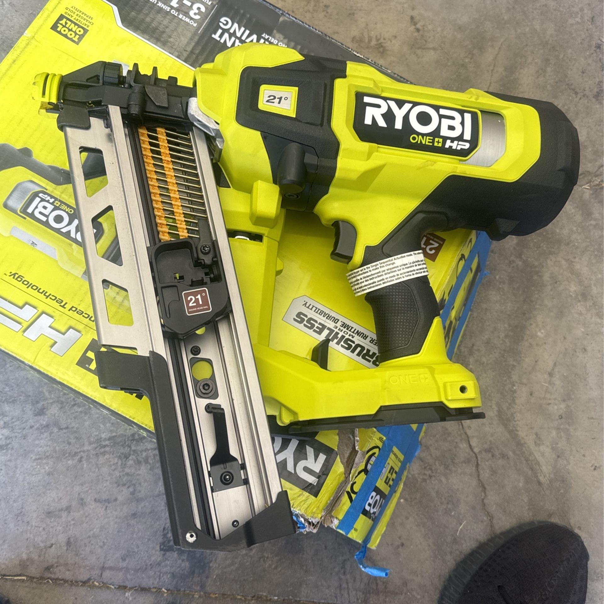 RYOBI ONE+ HP 18V Brushless Cordless AirStrike 21° Framing Nailer (Tool Only