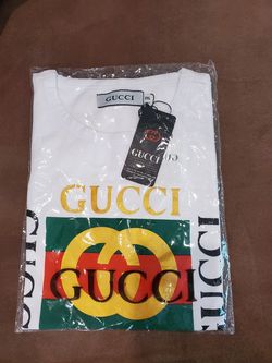 BRAND NEW GUCCI SHORT SLEEVE T-.SHIRTS