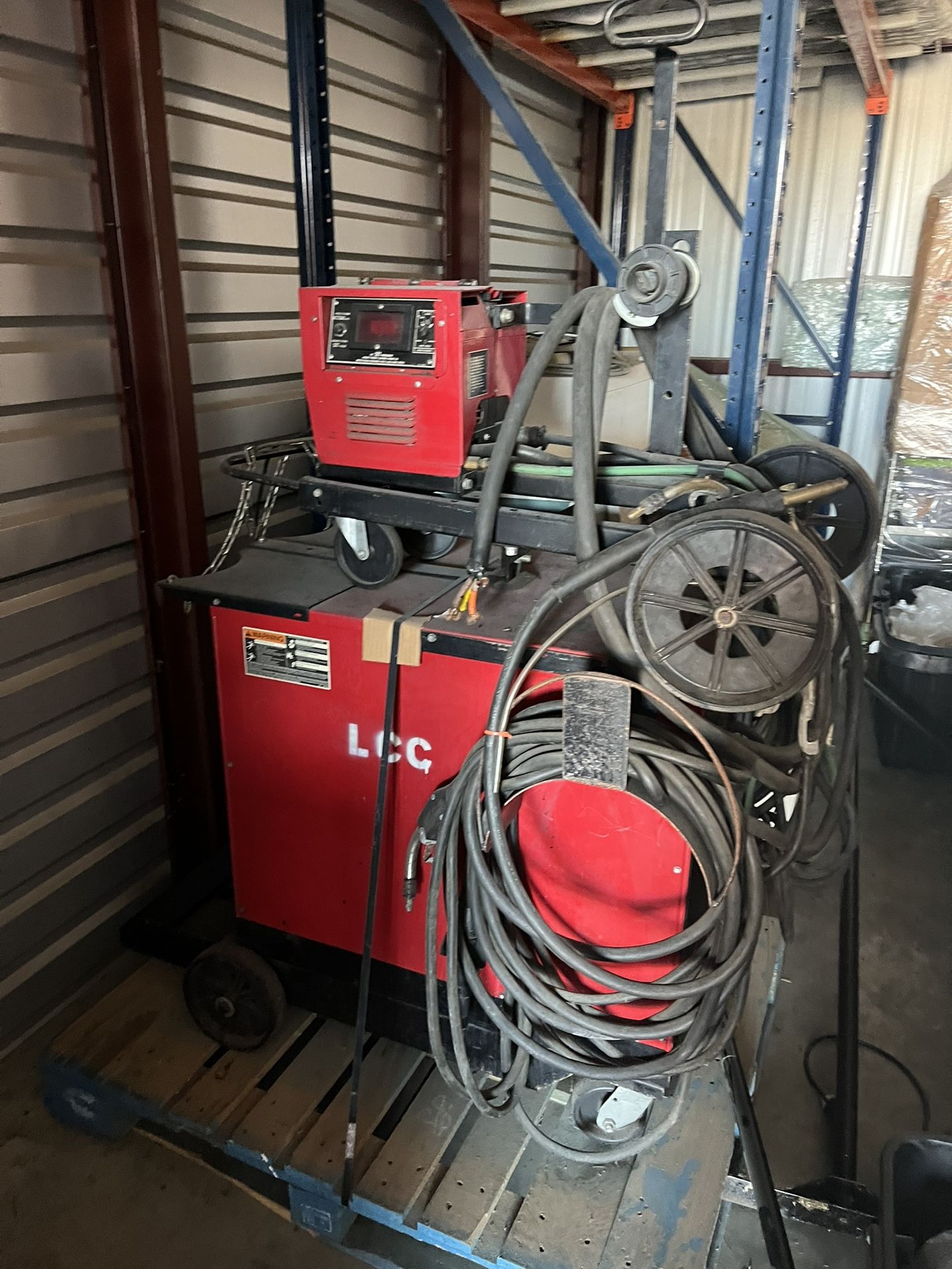 Lincoln CV 400 MIG Welder