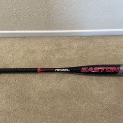 EASTON Rebel 28-inch USA Baseball Bat