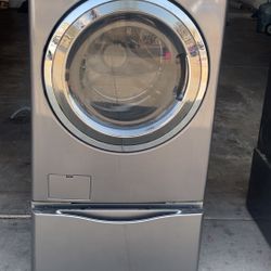 Kenmore Front Load Washer & Dryer With Pedestals