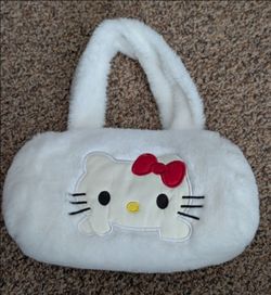 Hello Kitty faux fur bag