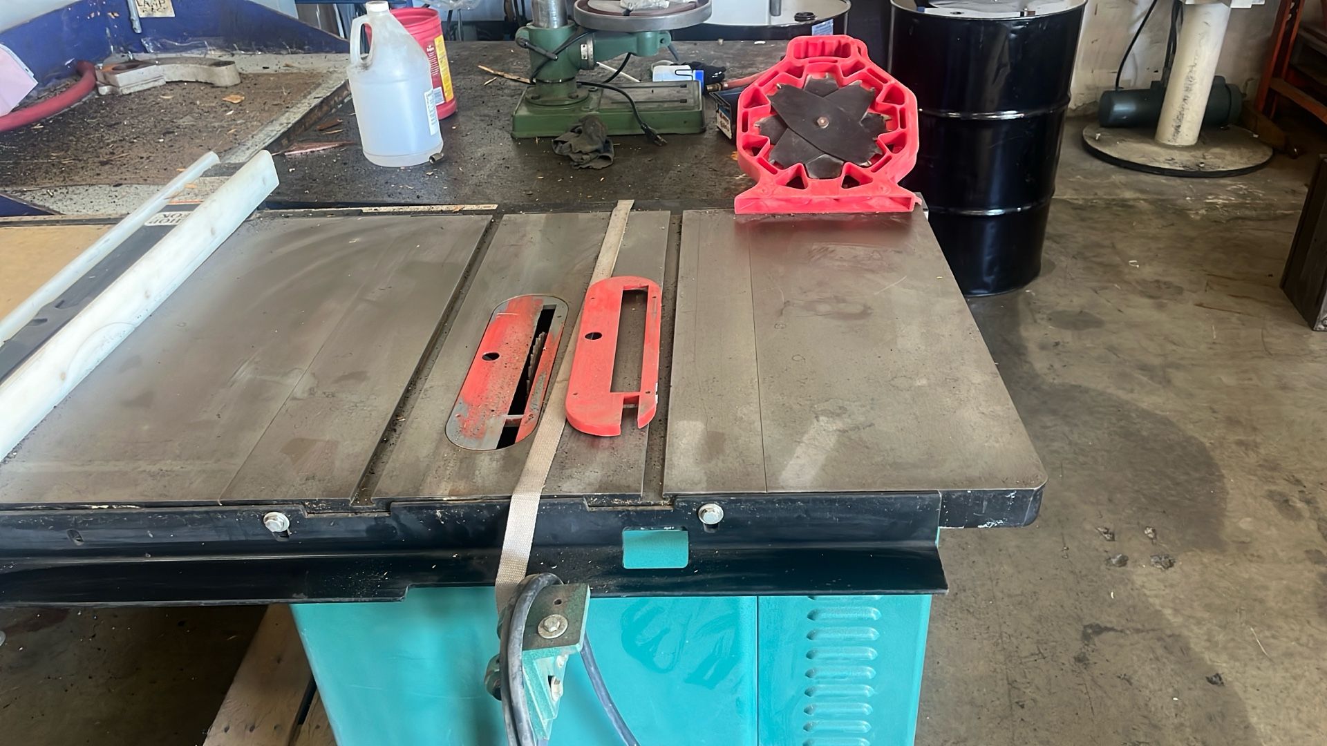 Grizzly G1023Sl 10” Left-tilt Cabinet Saw With Dust Catcher