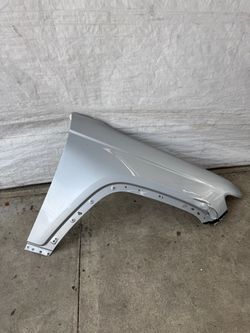 2023 jeep grand Cherokee passenger side fender