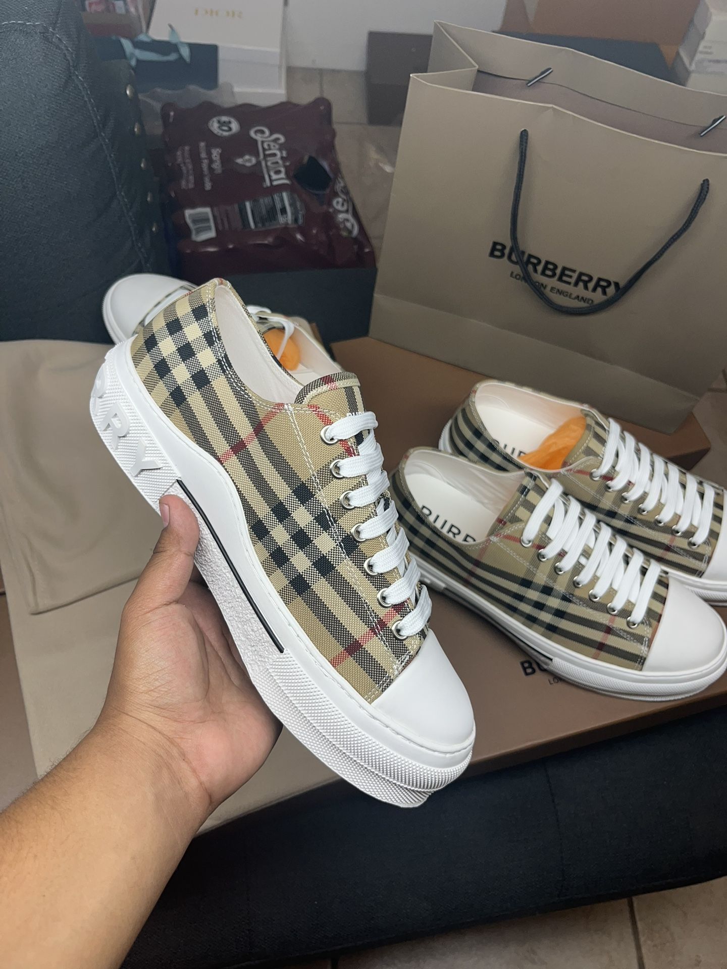 Burberry With Bag And Box