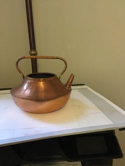 Vintage copper tea kettle. Woven grip. Made in Holland. Missing lid.