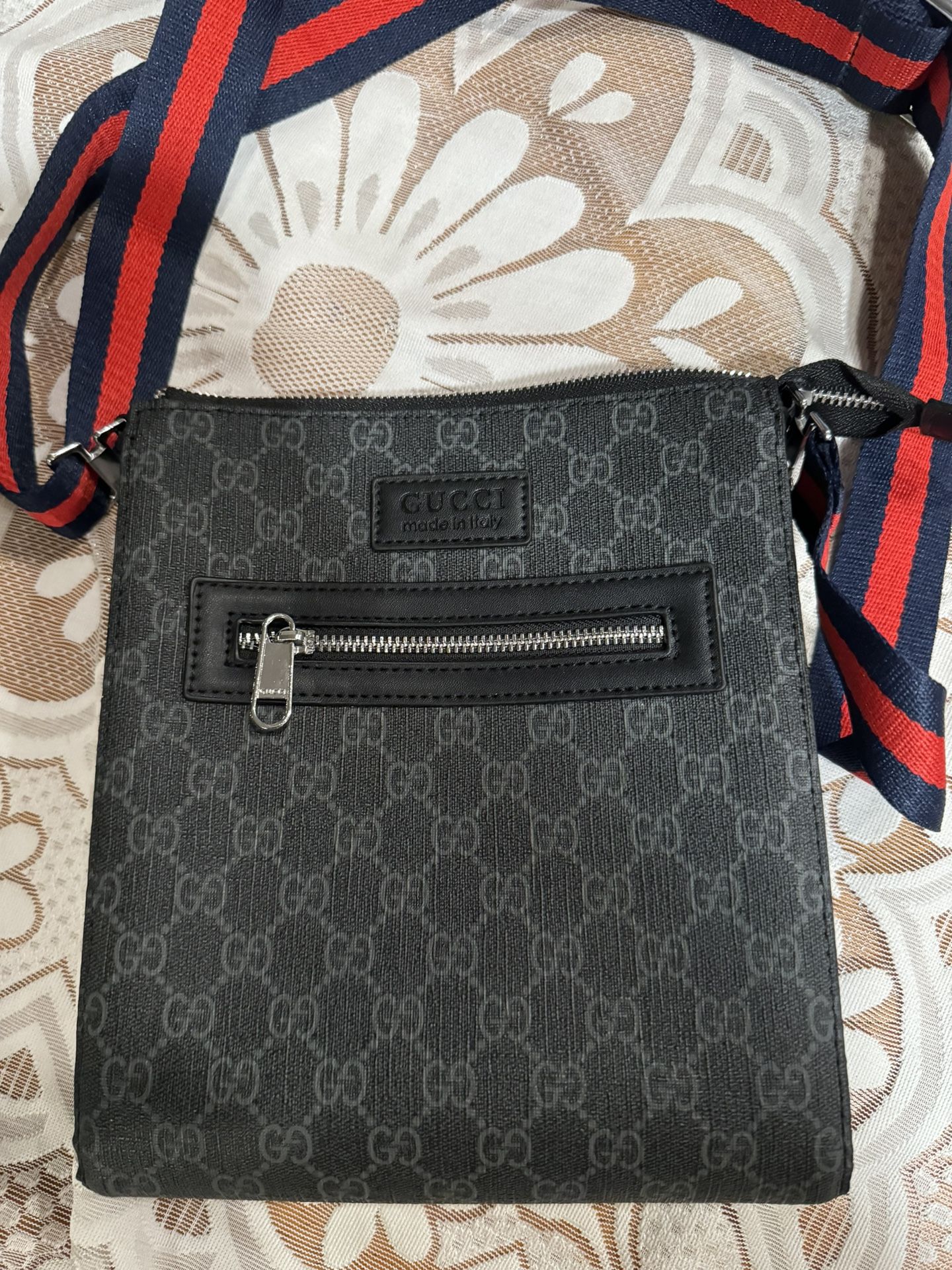 Gucci Messenger Bag 