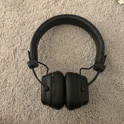 Marshall headphones black
