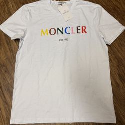 Moncler Tee ( Small)