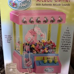 Arcade Candy Claw Game