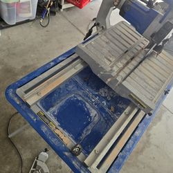 7 inch table saw plug in