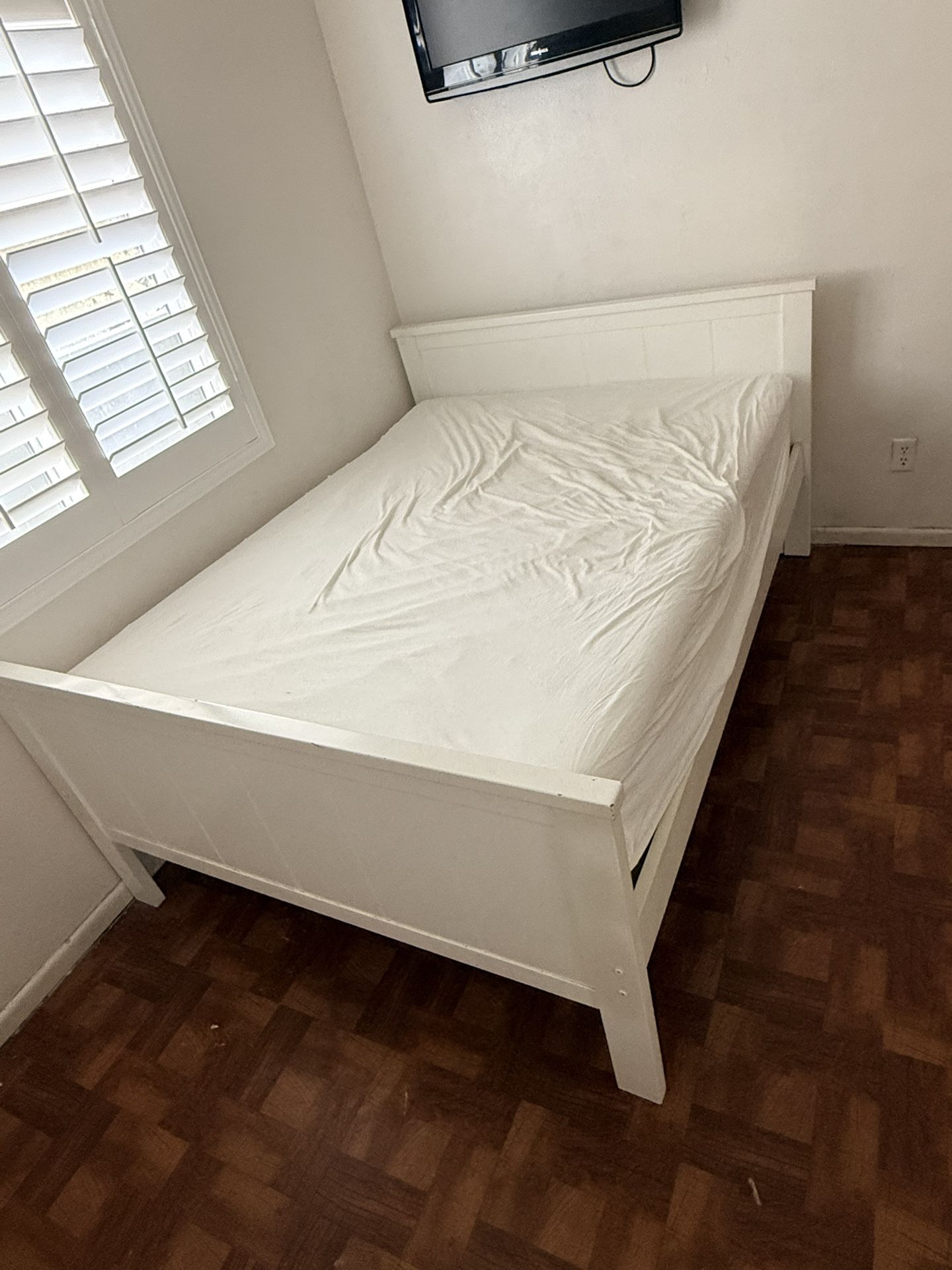 White Bed Frame 
