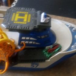 Matchbox Floating Car Boat Creature Rescue 