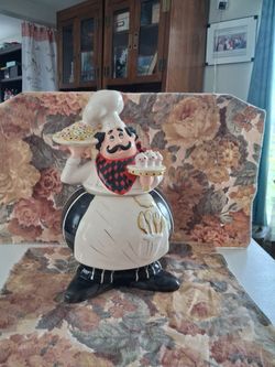 Cookie jar