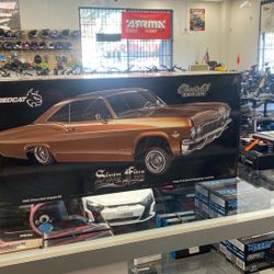 1965 Chevrolet Impala 1/10 RTR Scale Hopping Lowrider