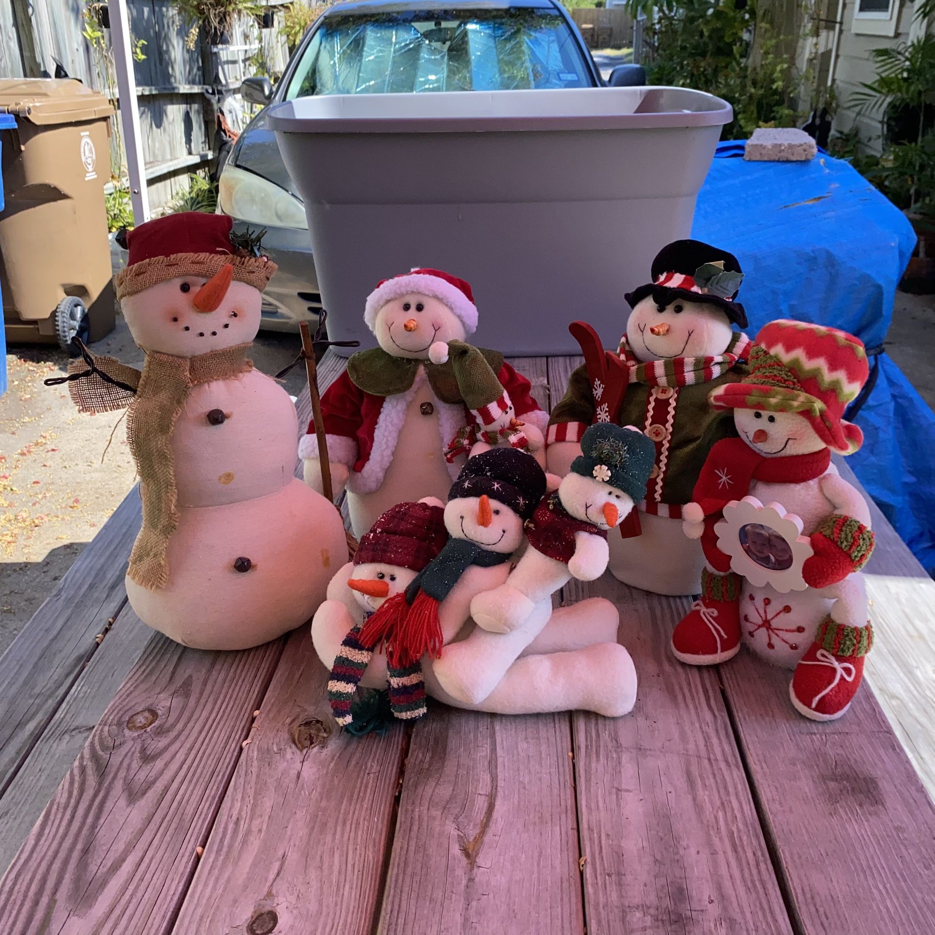 5 PlushSnowman Christmas decorations $15 for Bundle or $5 each WILL NOT HOLD 