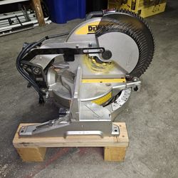 Dewalt Miter Saw + Stand 