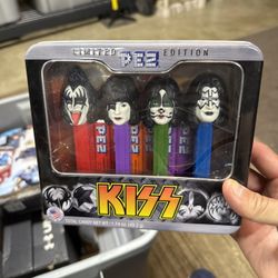 Kiss Pez