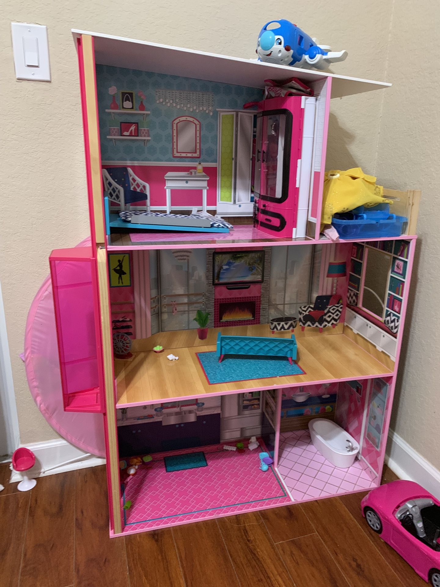 Barbie Dream House Doll house 3-Story With Furniture, Dolls And Accessories  100+ for Sale in Chicago, IL - OfferUp