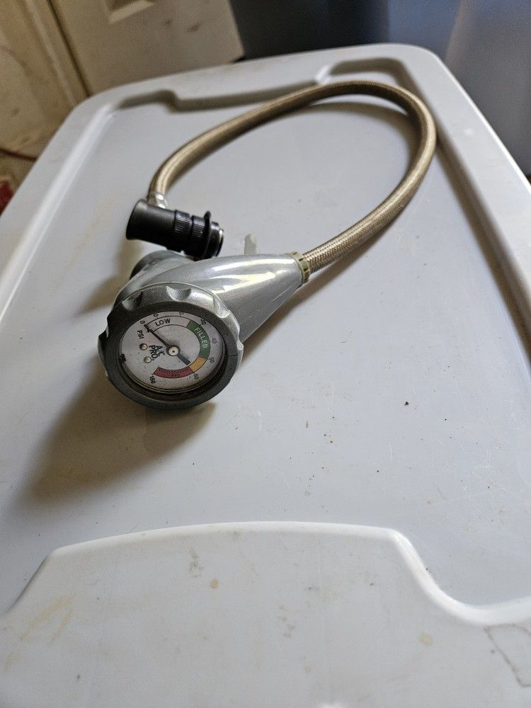 A/C Pro R-134A Reusable Recharge Hose and Gauge